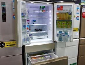 海爾牽頭全球 燈塔工廠 企業代表積極響應,共同舉辦了 燈塔之光高峰論壇